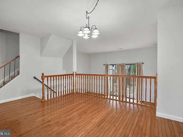 6351 Rockshire St — Photo 9