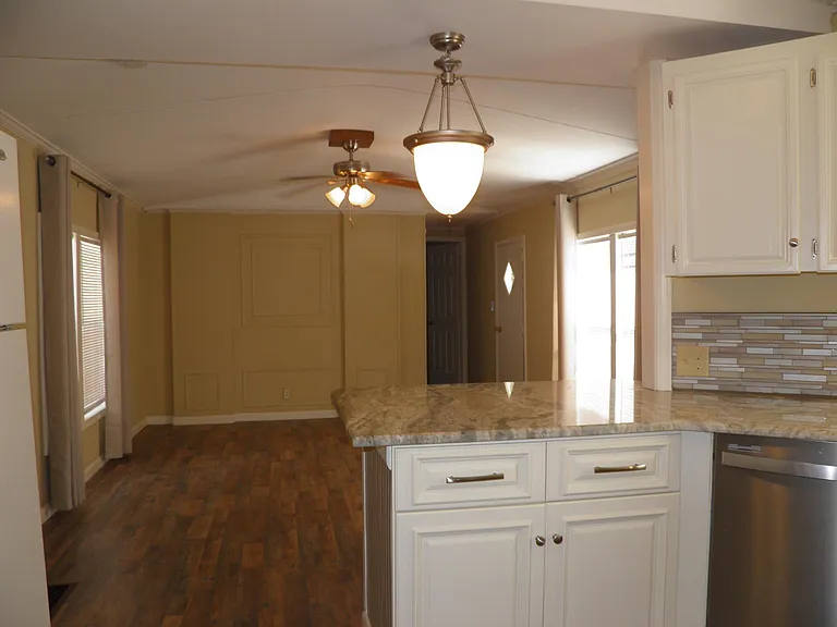 810 Gibson Rd — Photo 10