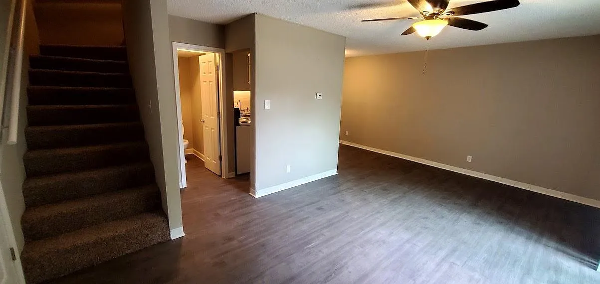 Living and stairs to 2nd floor