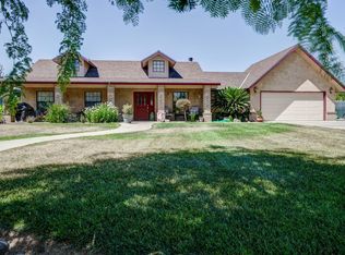 22082 Shari Ln, Madera, CA