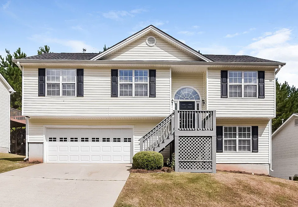 532 Shoal Cir