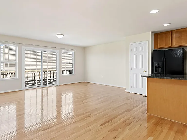Dining Room Pic 2