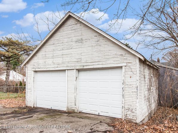 1721 Fletcher St, Lansing, MI 48910