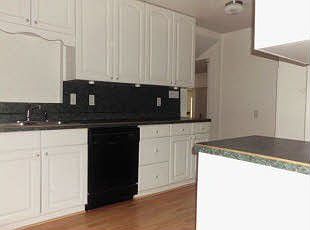 2nd image of 918 Spiva Ave