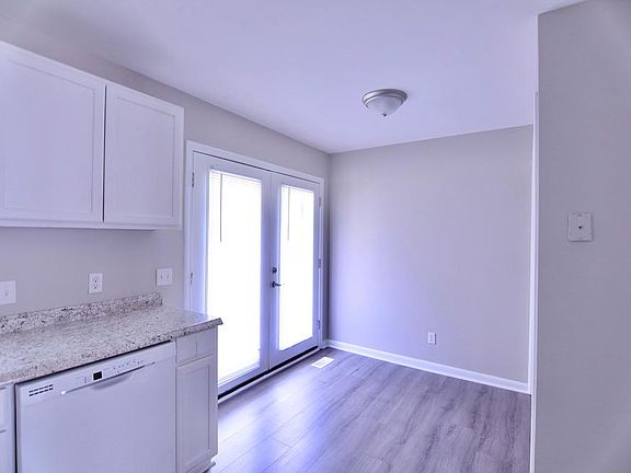 4th image of 303 Alice Dr Unit B