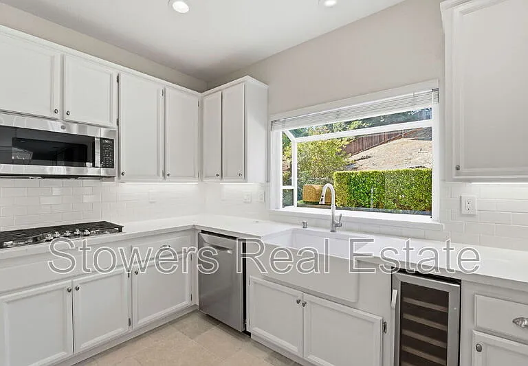 23 Westbourne Ct — Photo 16