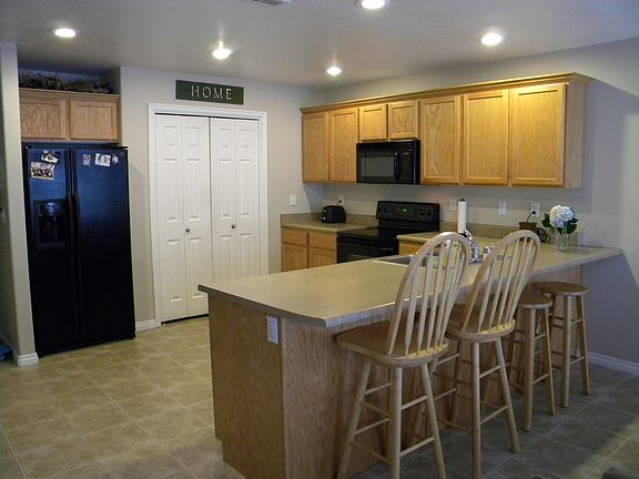 2nd image of 961 W 630 S Unit 37
