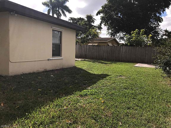 1_-_Full_Marketing_Photos-16