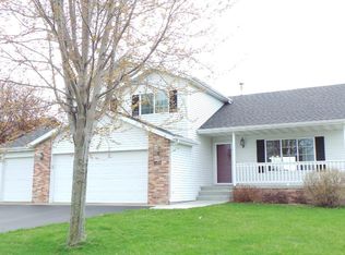 1012 4th St N, Sartell, MN 56377