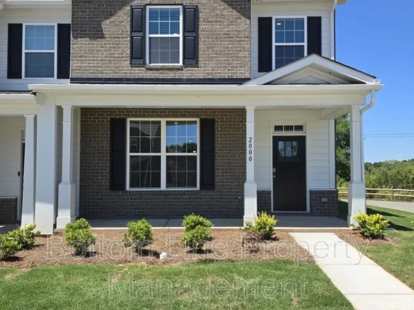 2000 Harlequin Dr, Indian Trail, NC