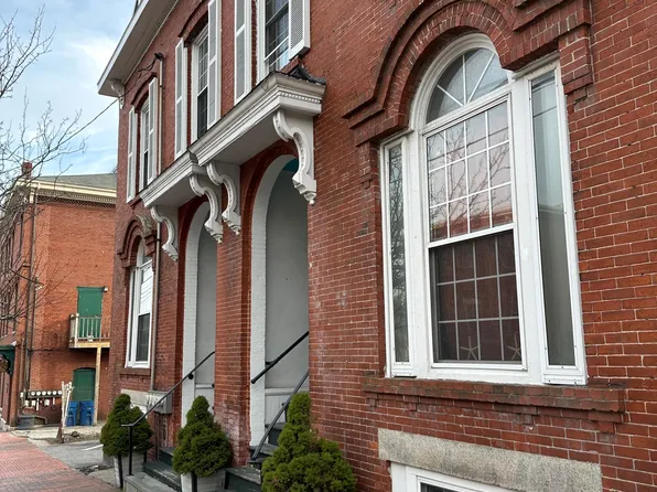 100 India St APT 4, Portland, ME 04101