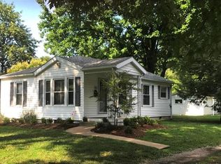 416 N Cedar St, O'Fallon, IL