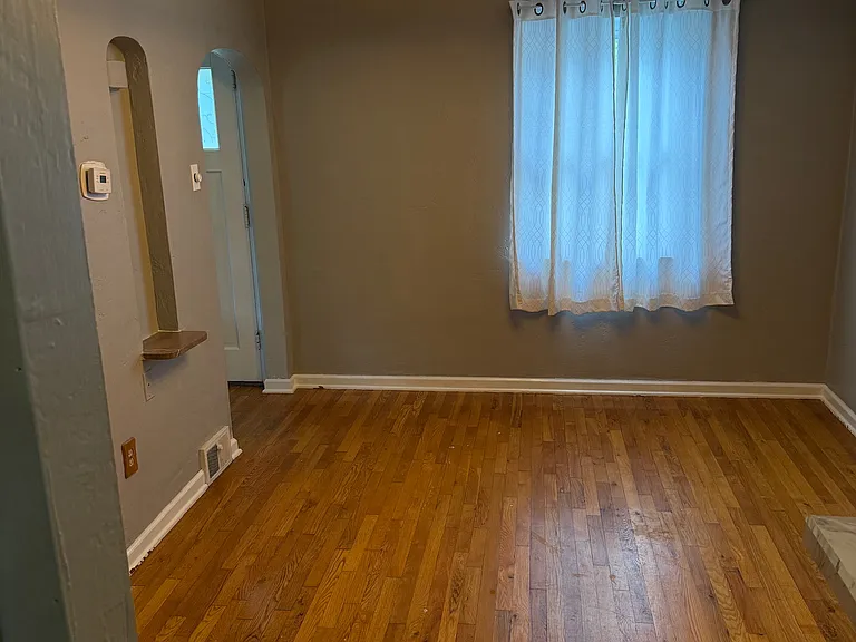 11831 Joan Dr — Photo 8
