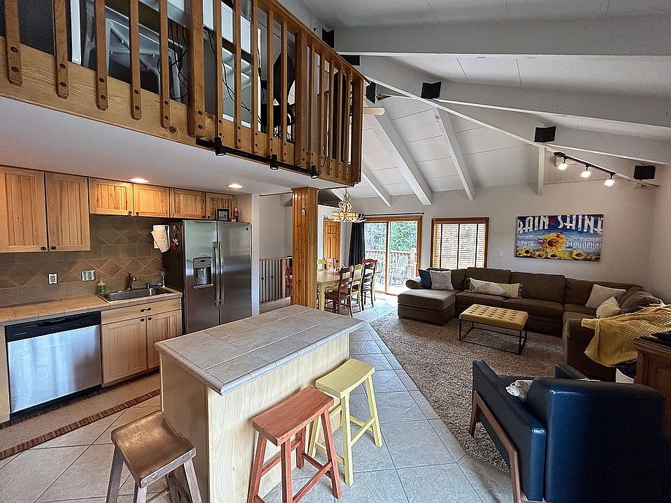 Large South Deck with BBQ 