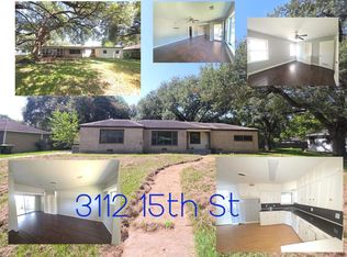 3112 15th St, Bay City, TX 77414