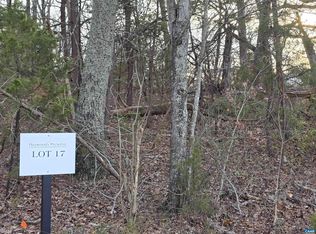 17 Pea Ridge Rd, Stanardsville, VA 22973