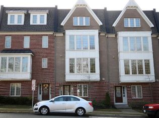 9665 Cedar Farm Cir, Fairfax, VA 22031