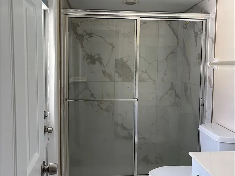 11761 Pinewood Lakes Dr — Photo 7