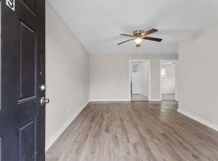 2400 Boss St APT 3, La Marque, TX 77568