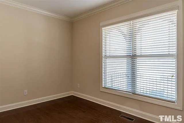 726 Weavers Ridge Dr — Photo 6