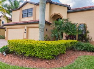 3832 Ruby Way, Naples, FL 34114