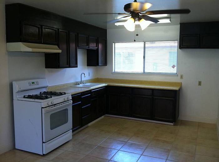 NICE KITCHEN & DINING