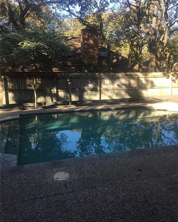 1st image of 1025 Woodbriar Dr