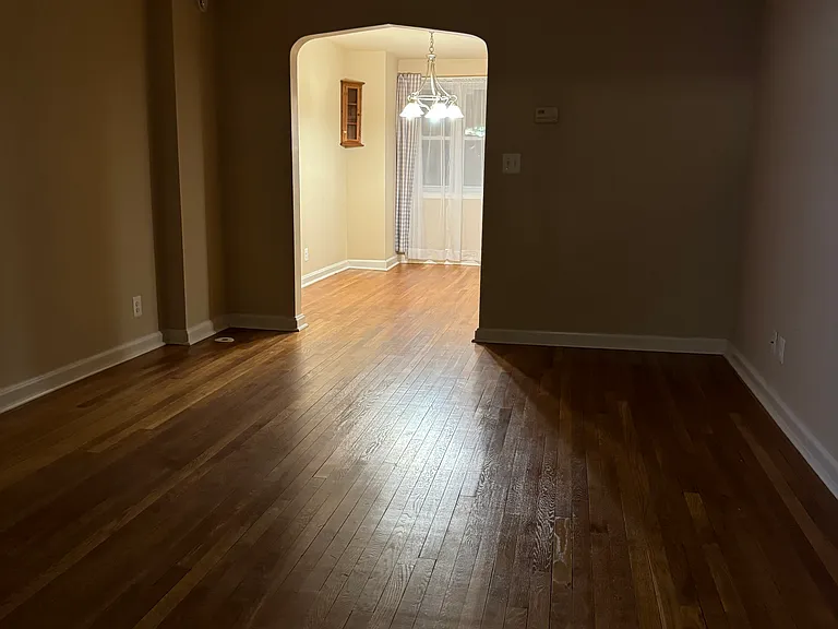 1513 Aldeney Ave — Photo 17
