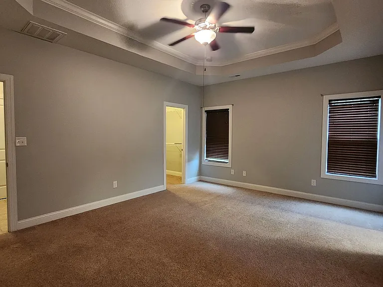 250 Sailor St — Photo 15