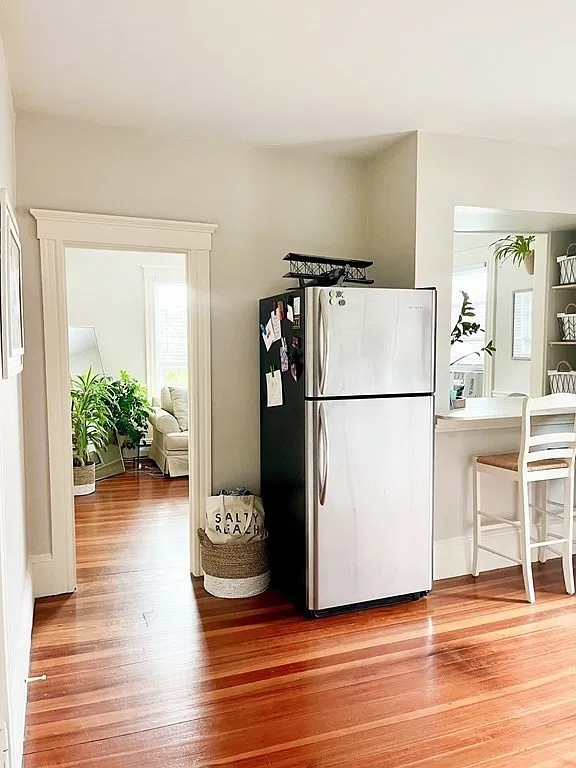 2 bed, 1.0 bath, 800 sqft, $2,600 — Photo 3