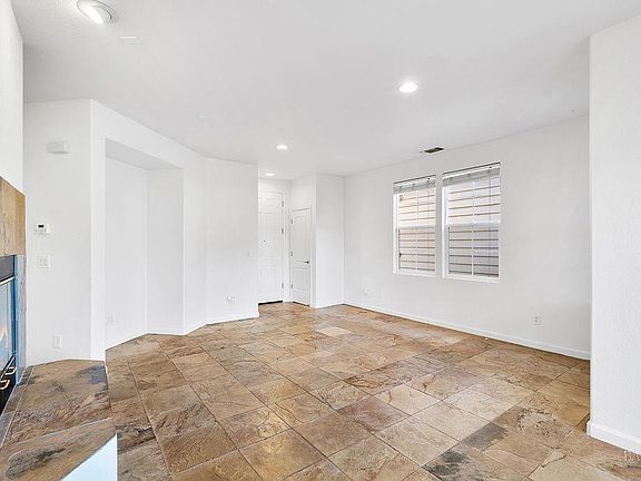 4th image of 8356 Bennington Court