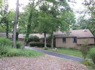 9223 Old Coach Rd, Cincinnati, OH 45249