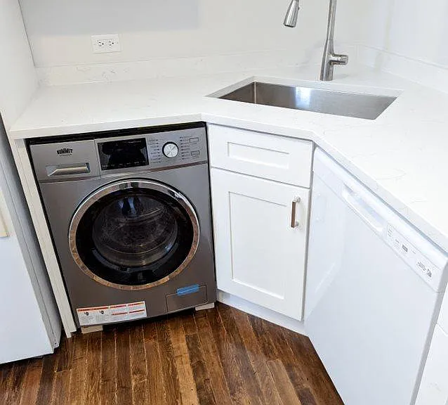 2633 W Haddon Ave #3R — Photo 7