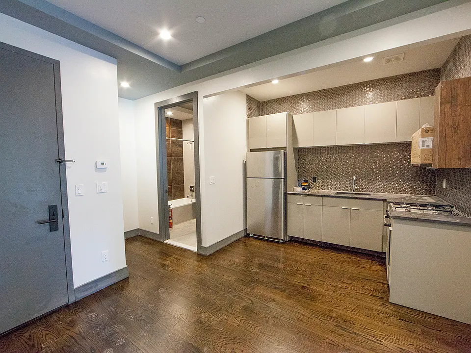 240 Troutman St #1B