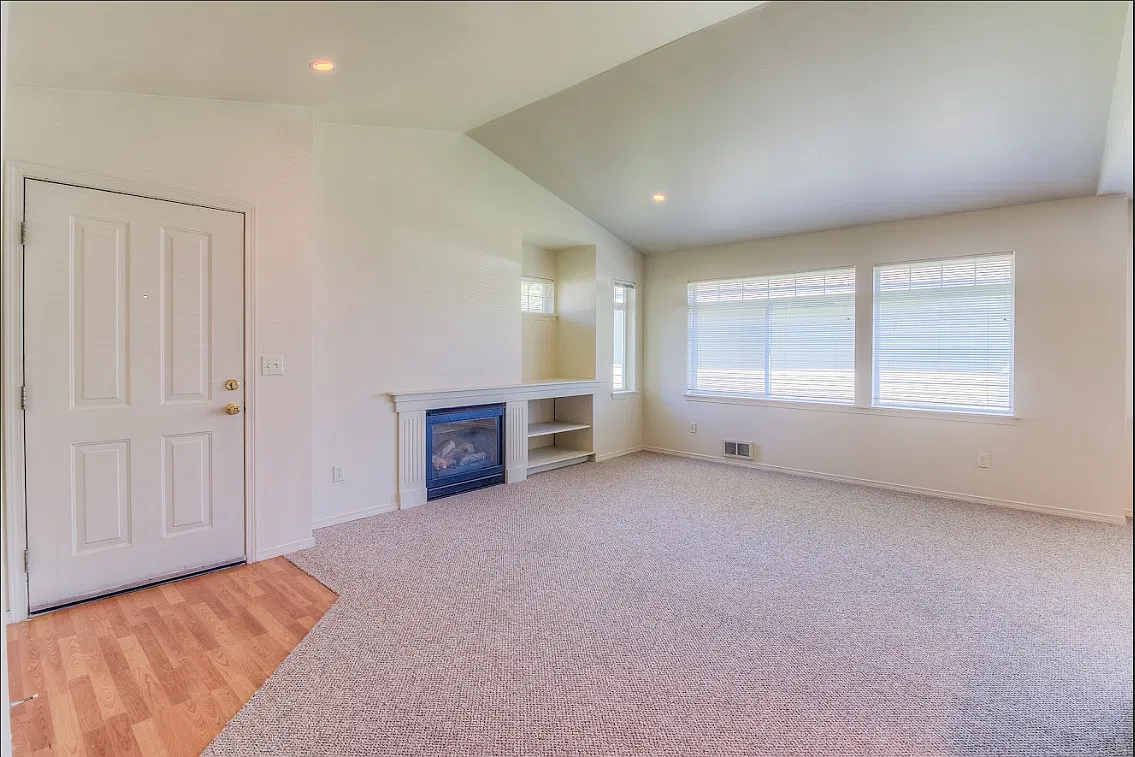 Timothy Park Duplexes — Photo 4