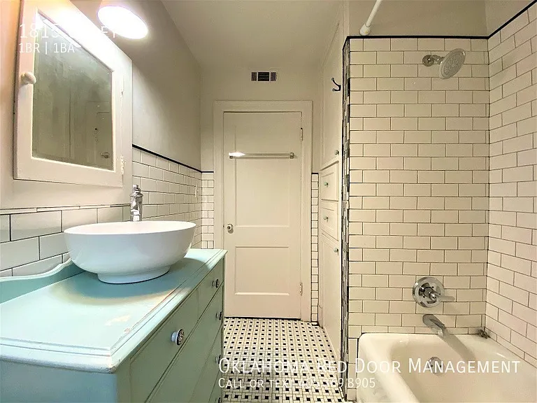 1815 Carey Pl — Photo 6
