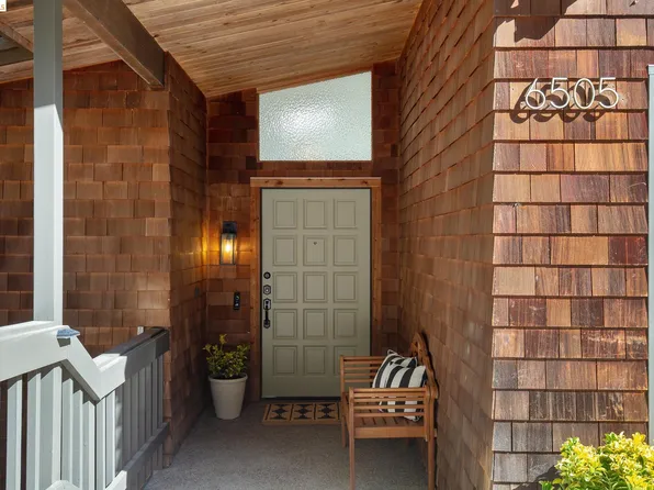 6505 Girvin Dr, Oakland, CA 94611