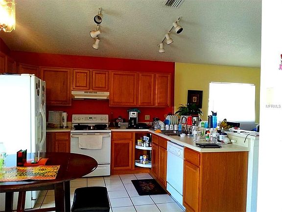 5th image of 2213 Stonemill Dr