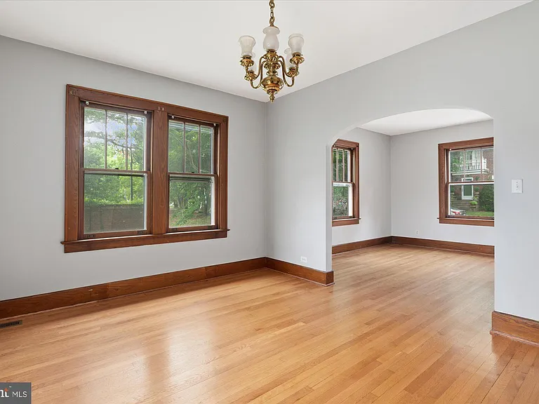 1431 N Fillmore St — Photo 15