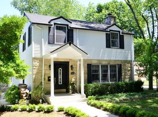 1132 S 4th St, St Charles, IL