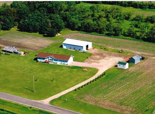 39824 252nd St, Mount Vernon, SD 57363