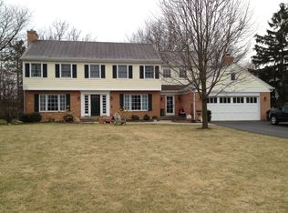 201 Summerfield Road, Northbrook, IL 60062