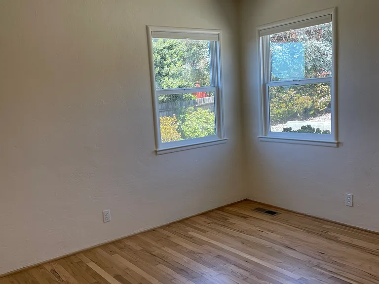 Main House Bedroom 2
