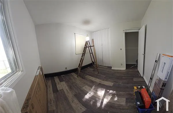 914 Leroy St — Photo 14