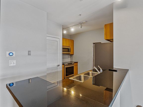 3rd image of 388 Boush St Unit 315