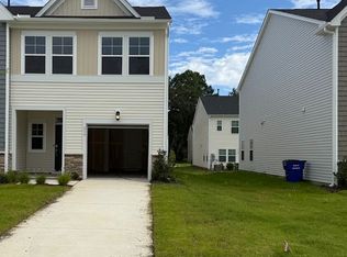 251 Paramount Dr, Smithfield, NC 27577