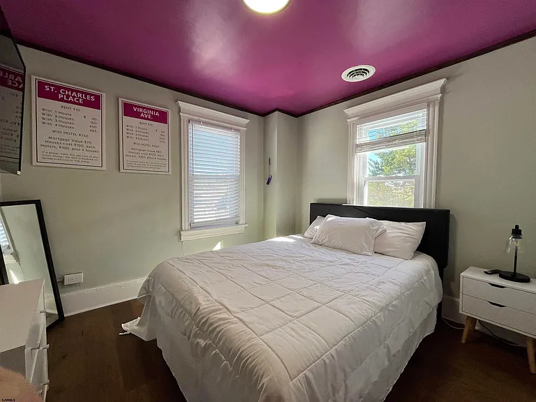 105 N Windsor Ave — Photo 6