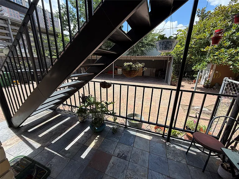 1109 Autrey St #1 — Photo 25