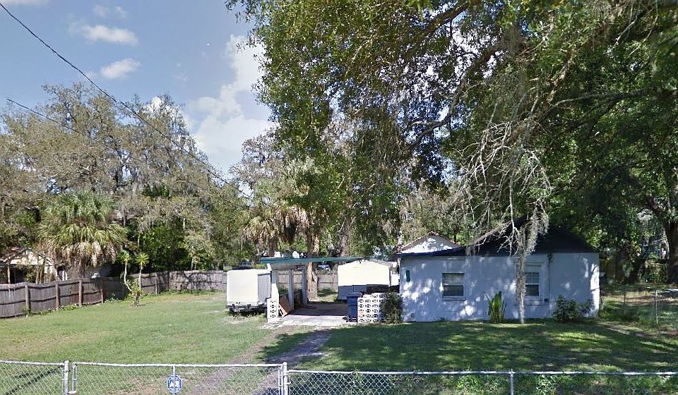 1st image of 8719 N Lynn Ave