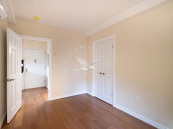 5th image of 402 W 50th St #3R